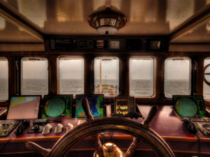 sala comando nave radio vhf
